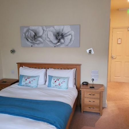 Hotel Masons Arms Montacute Esterno foto